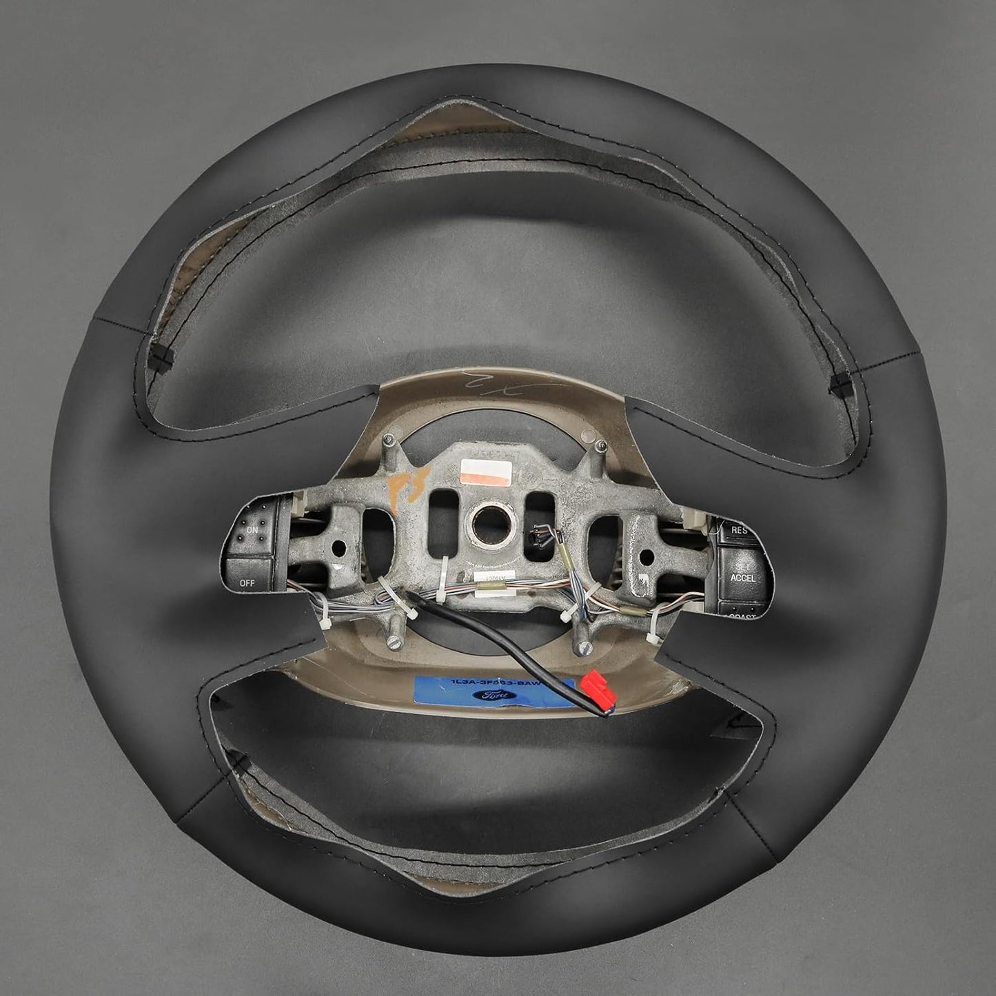 Loncky® Custom Hand Stitched Car OEM Leather Steering Wheel Cover for Ford F150 F250 F350 Expedition Excursion 1997-2003 Interior Accessories